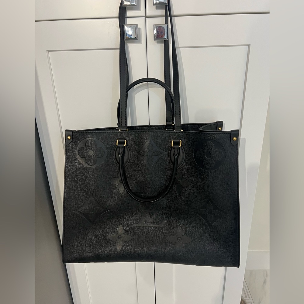 Louis Vuitton Empreinte Monogram Giant On-The-Go